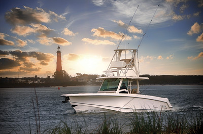 Boston Whaler 380 Outrage фото 1.3