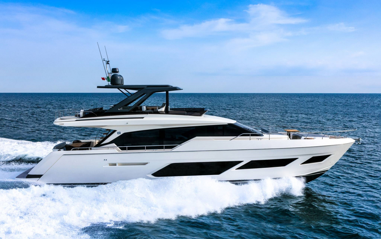 Ferretti Yachts 720: яхта для большой компании