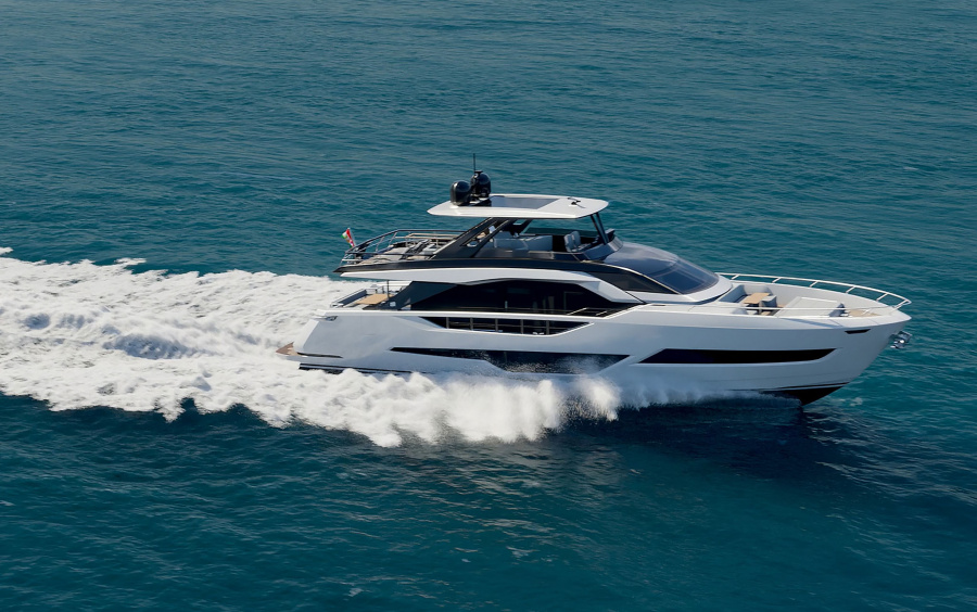 Ferretti Yachts 800: доступна для просмотра