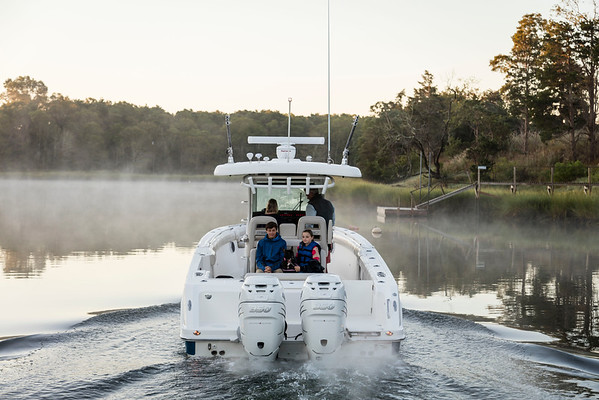 Boston Whaler 330 Outrage фото 1.3