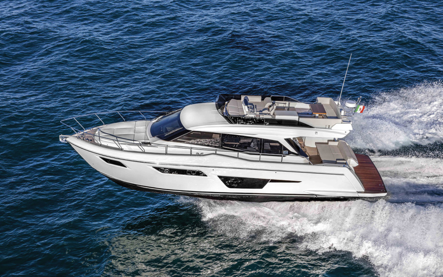 Яхта Ferretti Yachts 500: ваш личный отель на воде