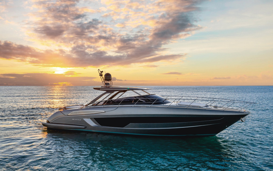 riva_56_rivale_hard-top-_-cruising_0000_51478.jpg