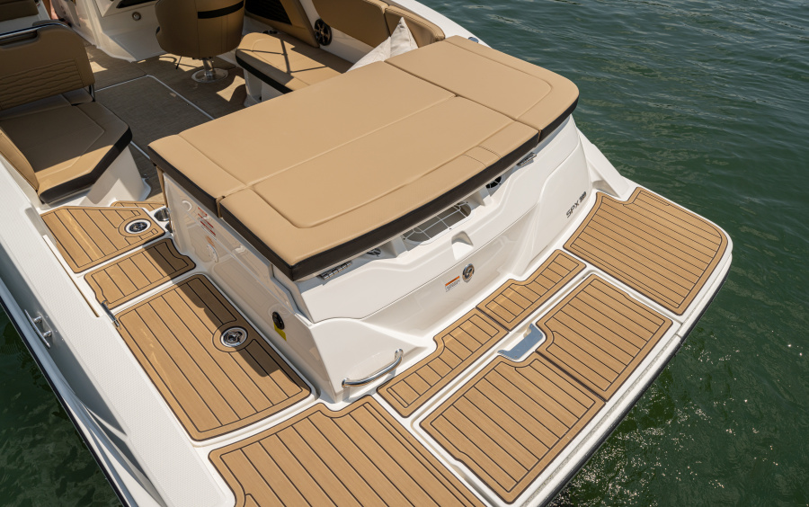 Sea Ray 230 SPX/488 фото 1.9