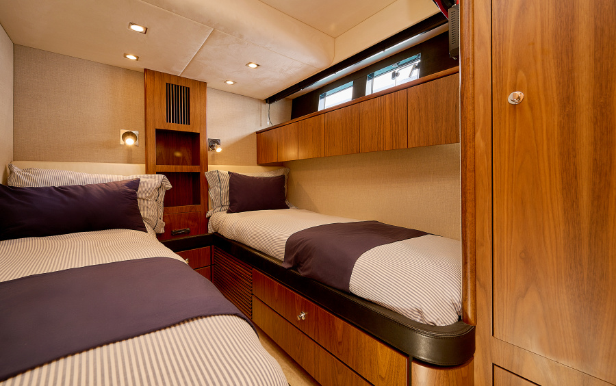Fairline Squadron 78 - 2012 фото 2.25