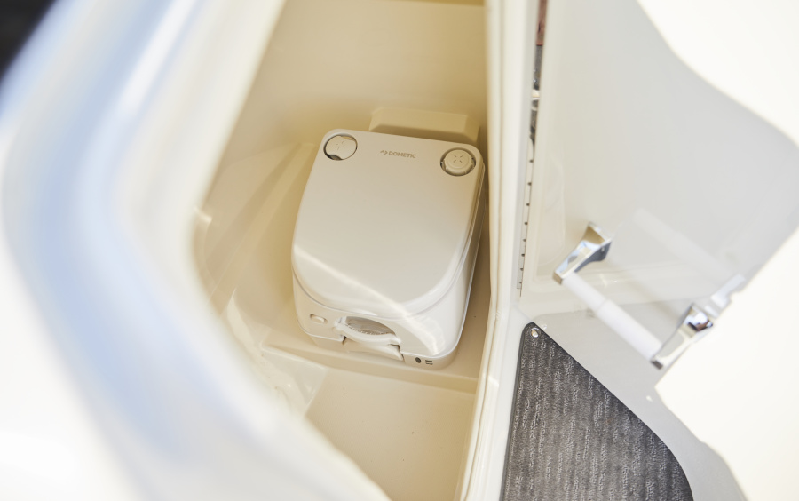 Sea Ray 230 SPX/488 фото 1.6