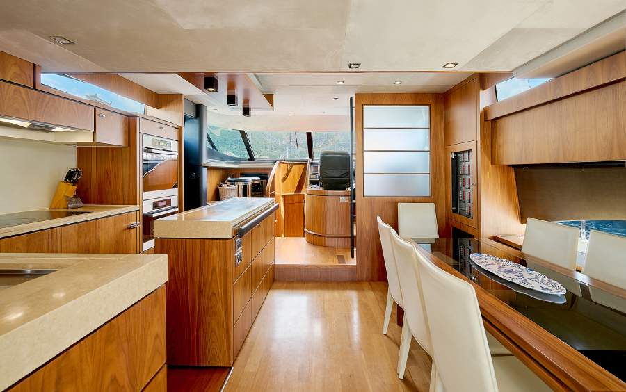 Fairline Squadron 78 - 2012 фото 2.9