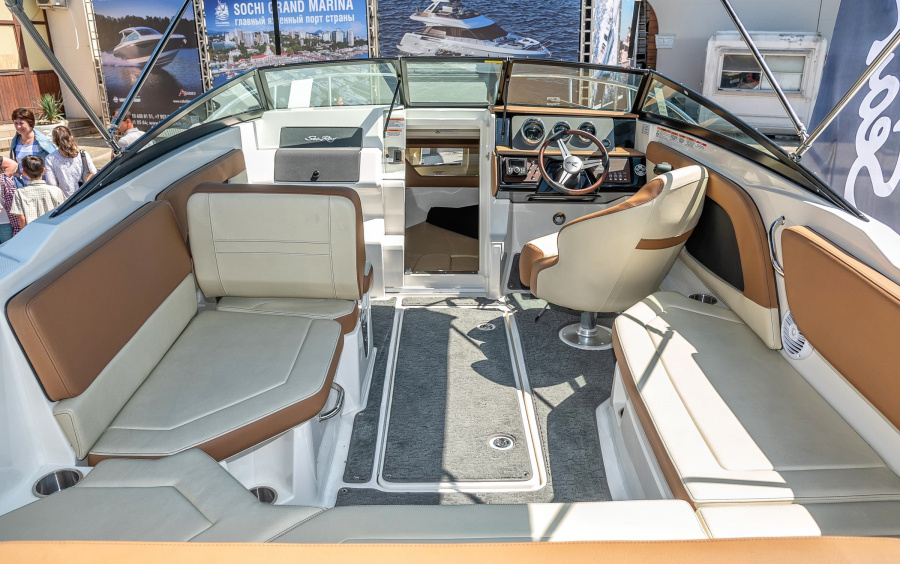Sea Ray 230 SunSport/9381 фото 1.4