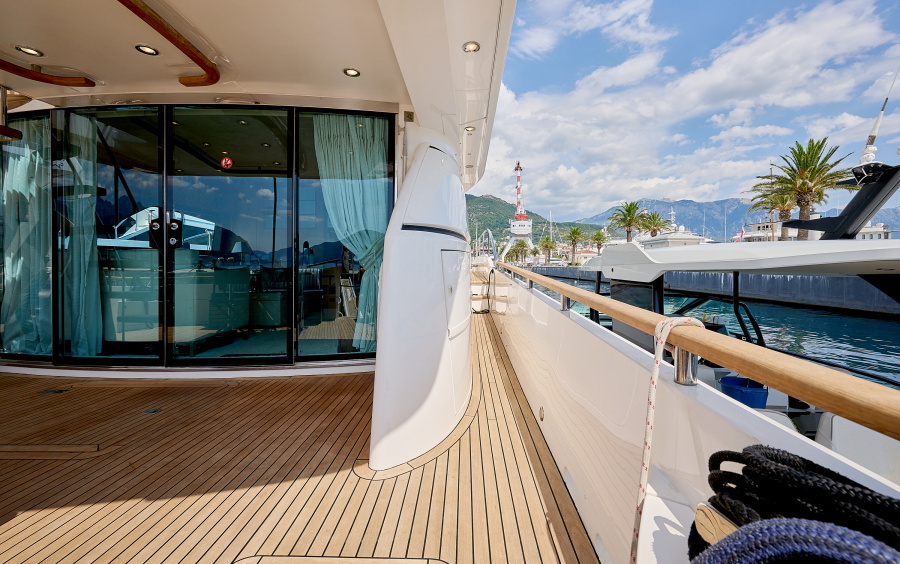 Fairline Squadron 78 - 2012 фото 2.3