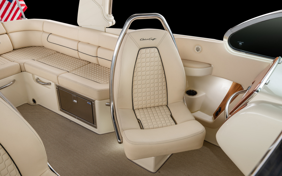 Chris-Craft Launch 25 GT фото 2.12