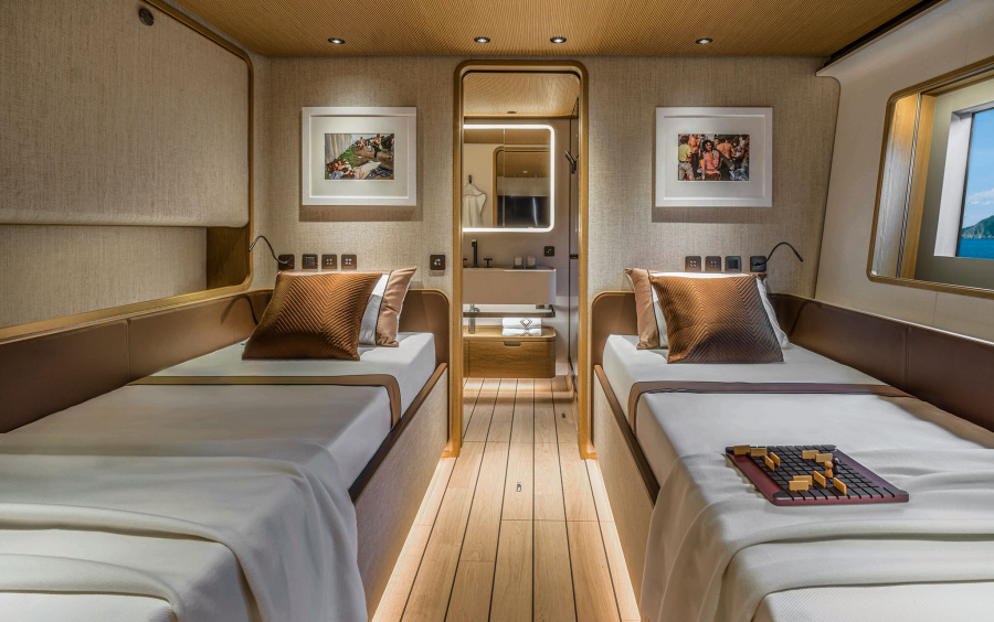 Custom Line Navetta 38 фото 2.36