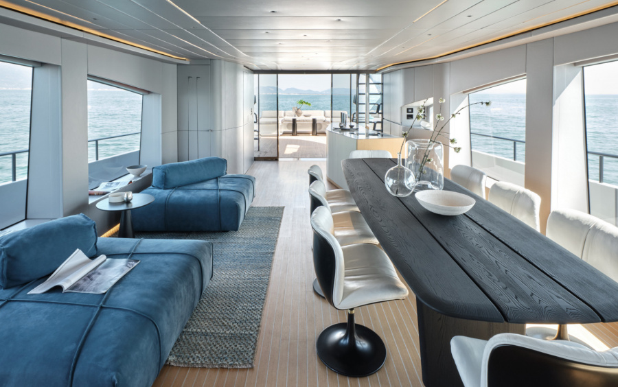 AB YACHTS 110 фото 1.16