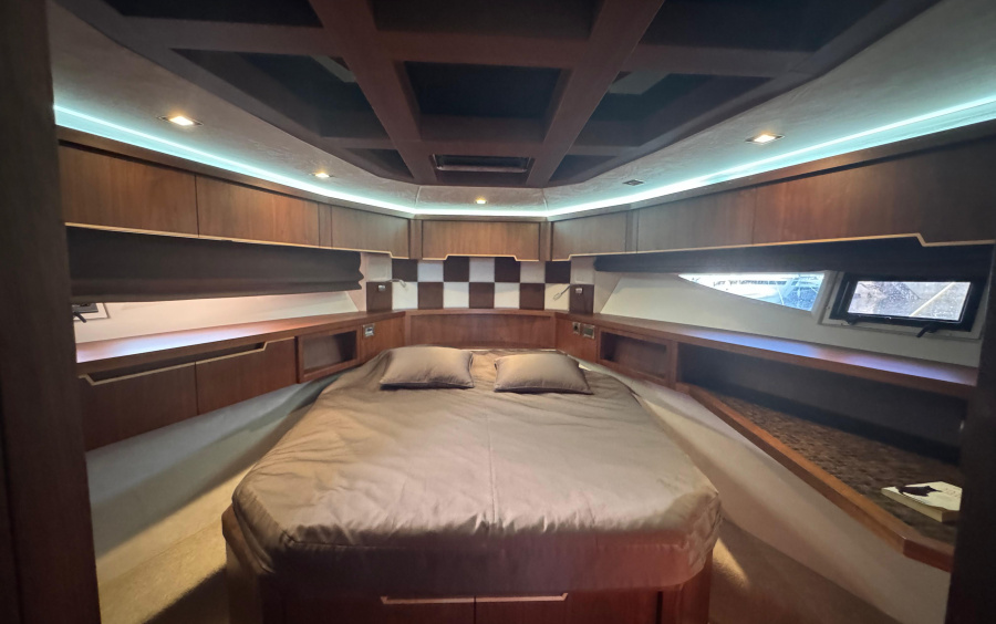 Galeon 445 HTS фото 2.4