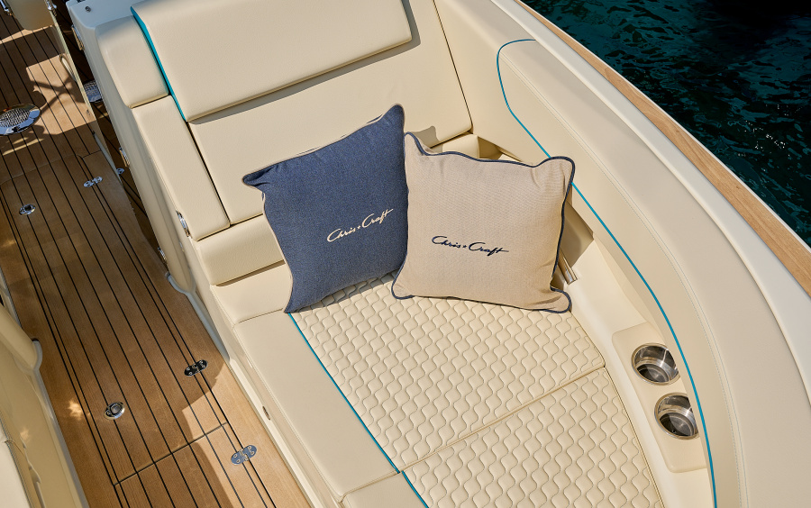 Chris-Craft Launch 31 GT - Доступен в Черногории фото 2.16