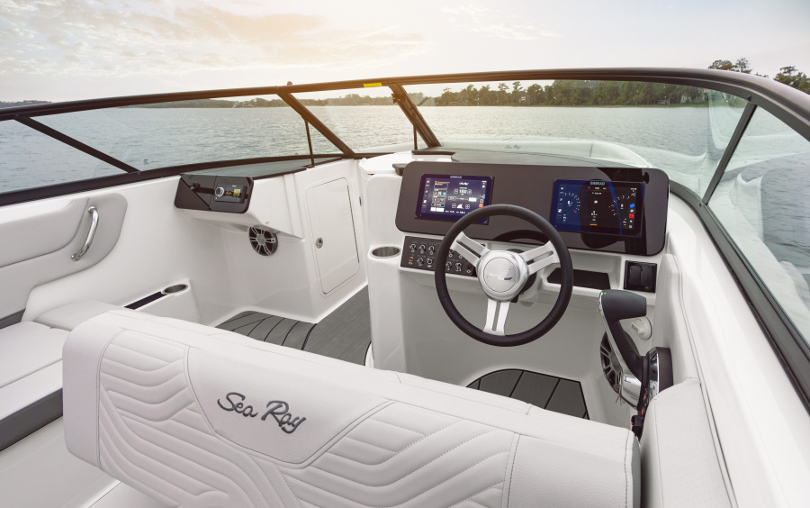 Sea Ray SDX 270 Serf фото 1.5