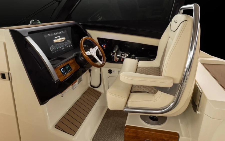 Chris-Craft Calypso 32 фото 1.8