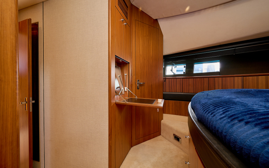Fairline Squadron 78 - 2012 фото 2.22