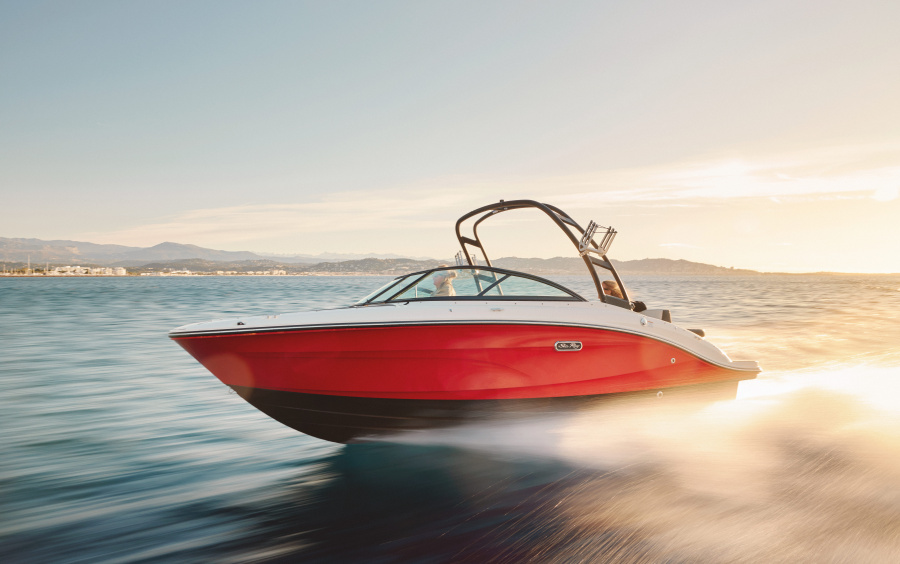 Sea Ray 210 SPX фото 1.1