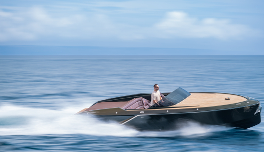 Frauscher X Porsche 850 Fantom