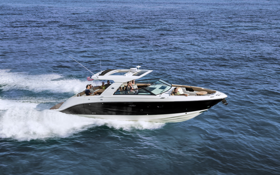 Sea Ray  SLX 400 фото 1.4