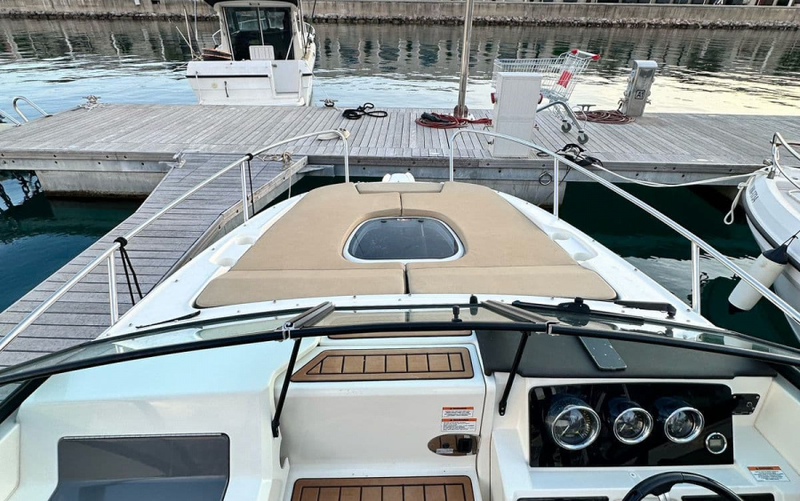 Sea Ray 230 SunSport - 2021 фото 1.6