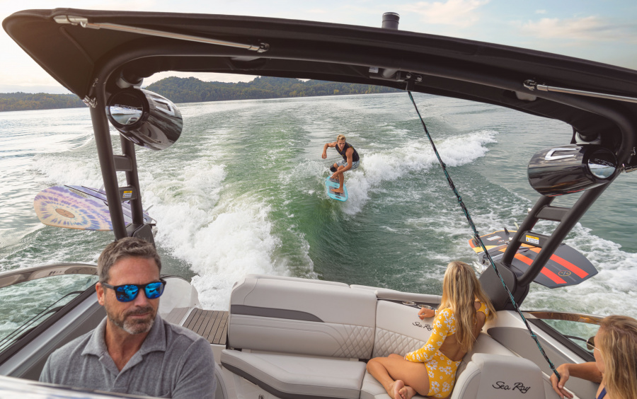 Sea Ray SLX 260-Surf фото 1.2